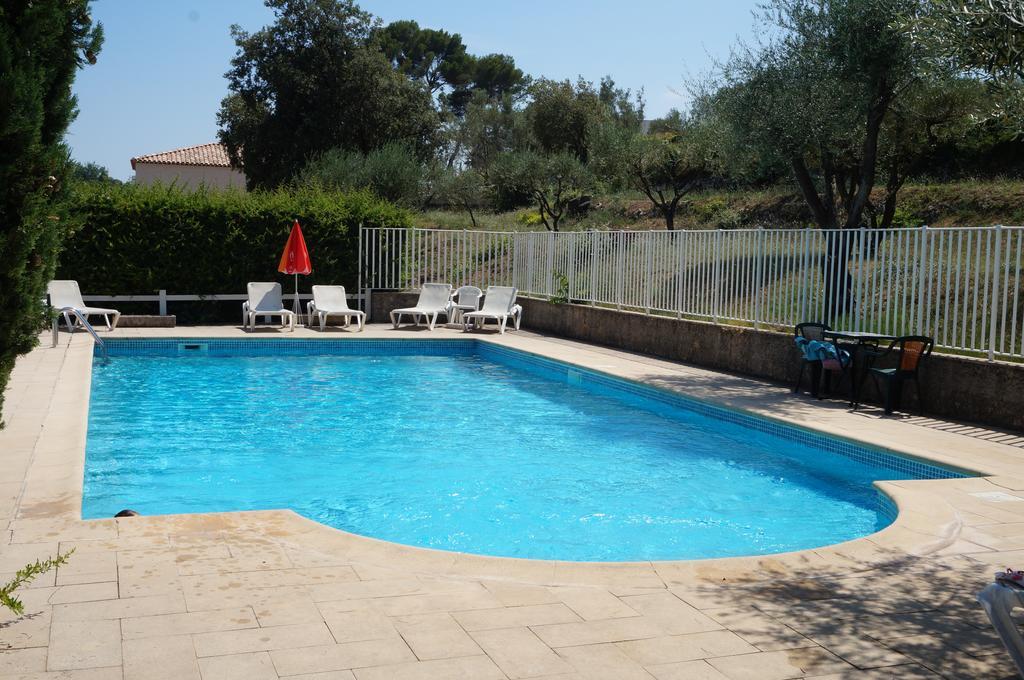 Logis Hotel Le Col De L'Ange Draguignan Exteriér fotografie