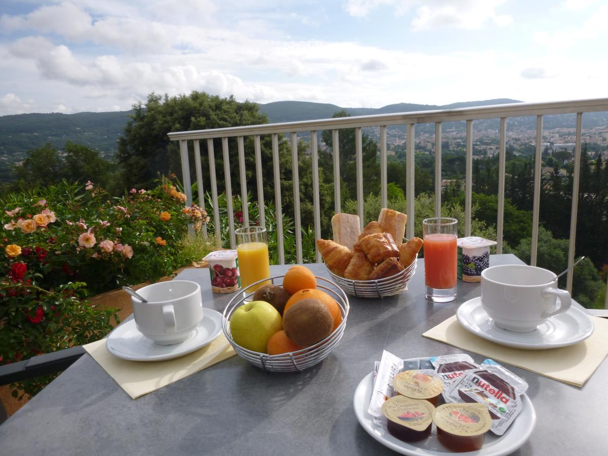 Logis Hotel Le Col De L'Ange Draguignan Exteriér fotografie